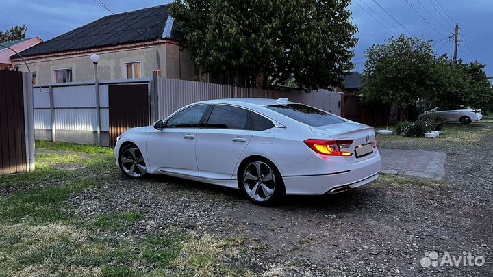 Honda Accord 1.5 CVT, 2018, 65 200 км