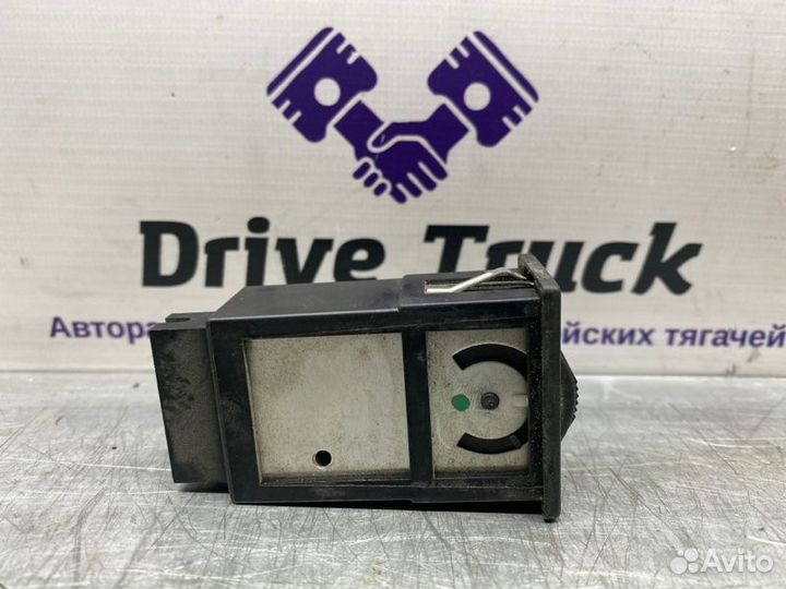 Кнопка выключатель, регулятор освещения салона