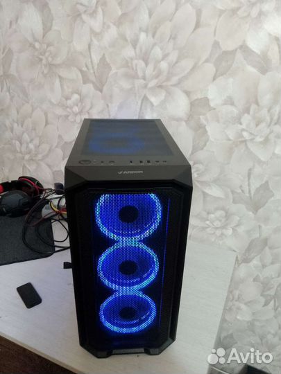 Игровой компьютер 10Core/GTX1070/RAM16Gb