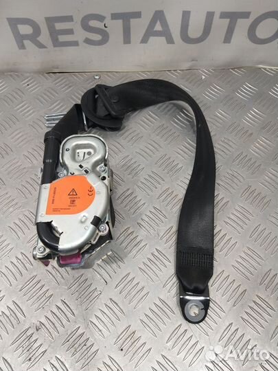 Ремень безопасности с пиропатроном Audi Q7