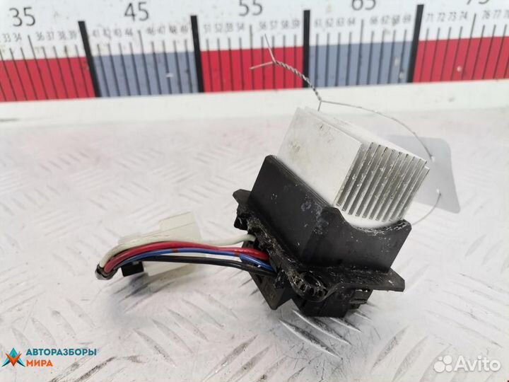 Сопротивление печки Subaru Impreza 73533FG000