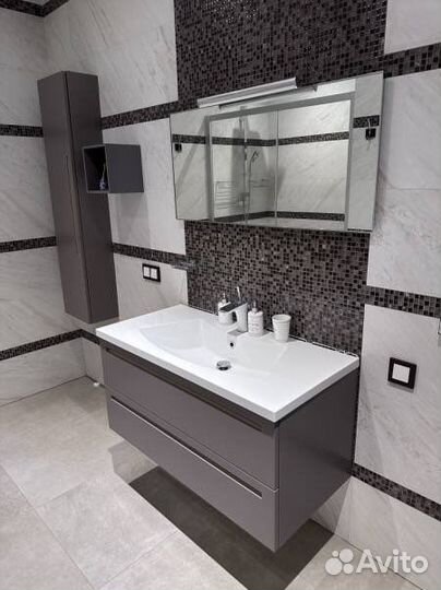 Комплект мебели в ванную