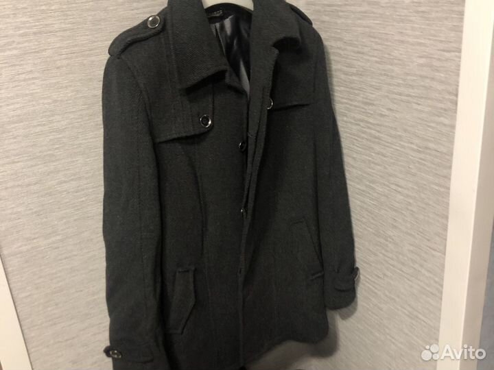 Пальто на стройного парня