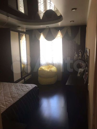 4-к. квартира, 80 м², 2/4 эт.