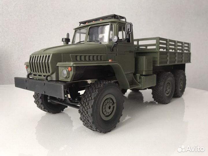 Радиоуправляемая модель урал 4320