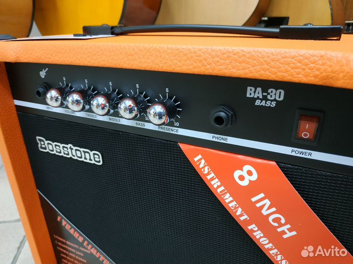 Комбоусилитель басовый