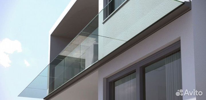 Стеклянный козырек