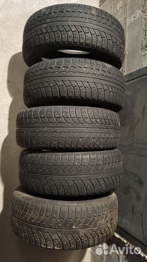 Gislaved Frost 205/60 R16