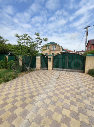 Дом 146,2 м² на участке 4 сот.