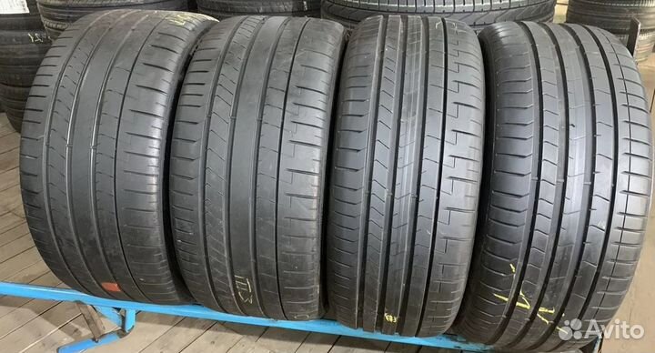 Pirelli P Zero PZ4 285/30 R22