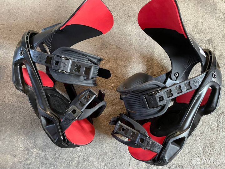 Крепления для сноуборда M/L Salomon