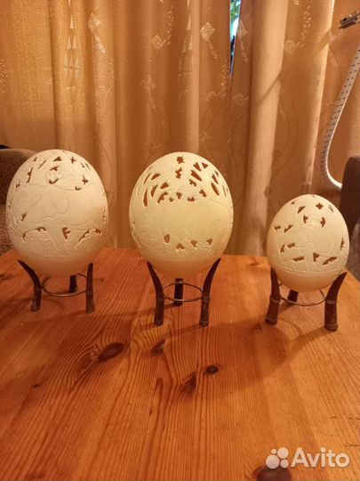 Африканский сувенир Яйца страуса резные