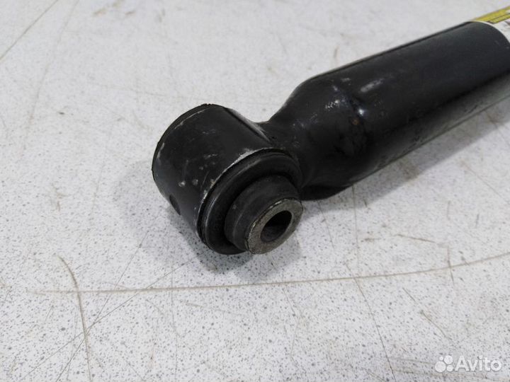 Амортизатор задний