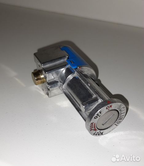 Универсальный замок с двумя ключами для мотоцикла