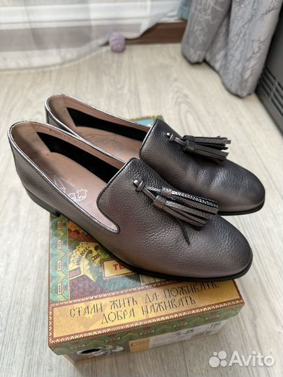 Лоферы женские 38 размер