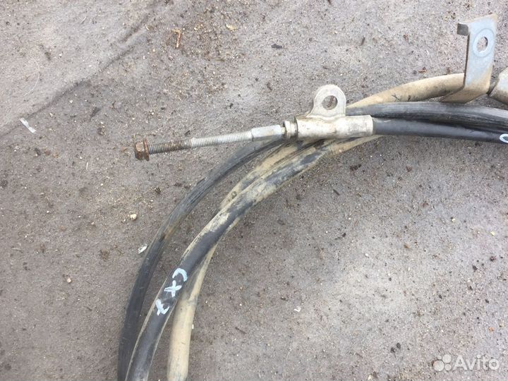 Трос стояночного тормоза Мазда CX-7