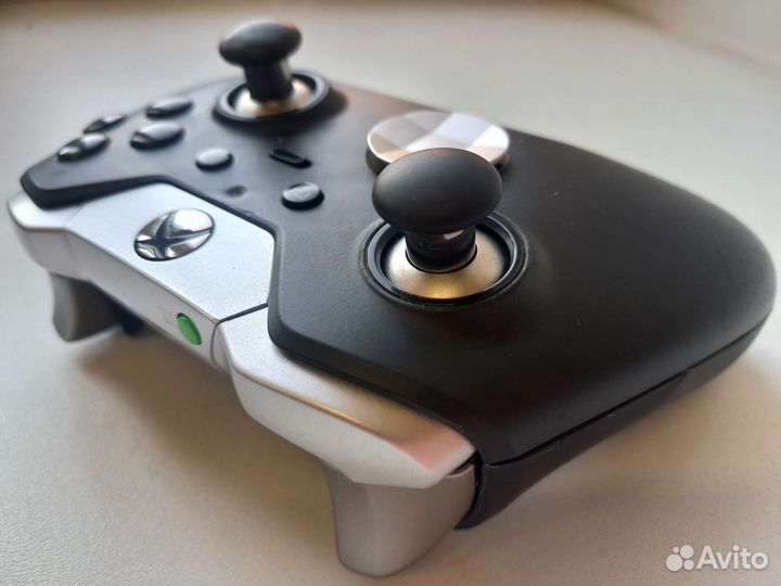Геймпад Xbox One Elite
