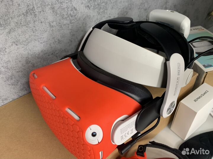 Oculus quest 2 VR + крепление + кабель + чехлы