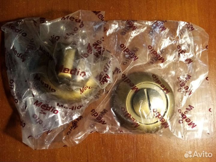 Ручка Дверная medio и дверная защелка apecs