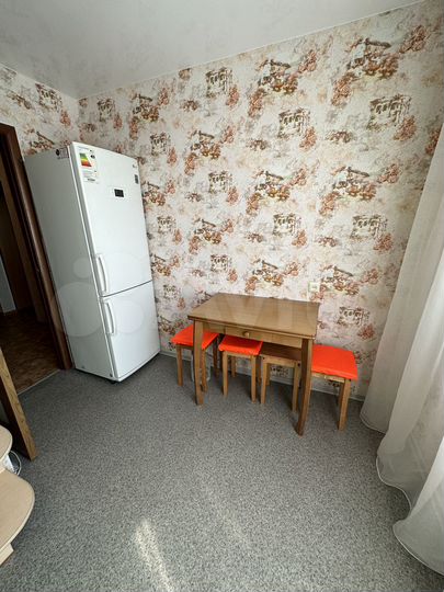 2-к. квартира, 55 м², 7/10 эт.