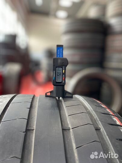 Pirelli P Zero PZ4 305/40 R20 112Y