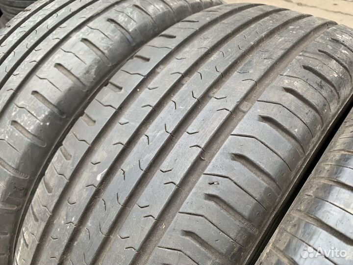 Continental ContiEcoContact 5 215/60 R17