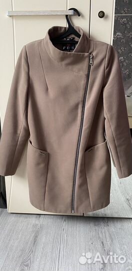 Пальто женское 44 размер