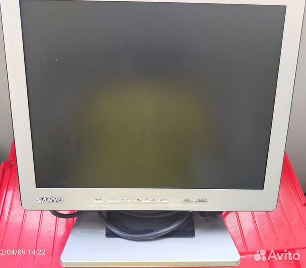 Видеомонитор sanyo VMC-L1015P