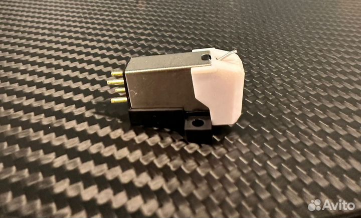 Головка звукоснимателя Bum -01