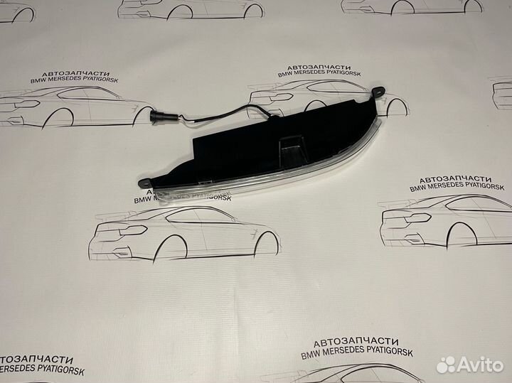 Левый ходовой огонь Mercedes W221 AMG 6.3 новый