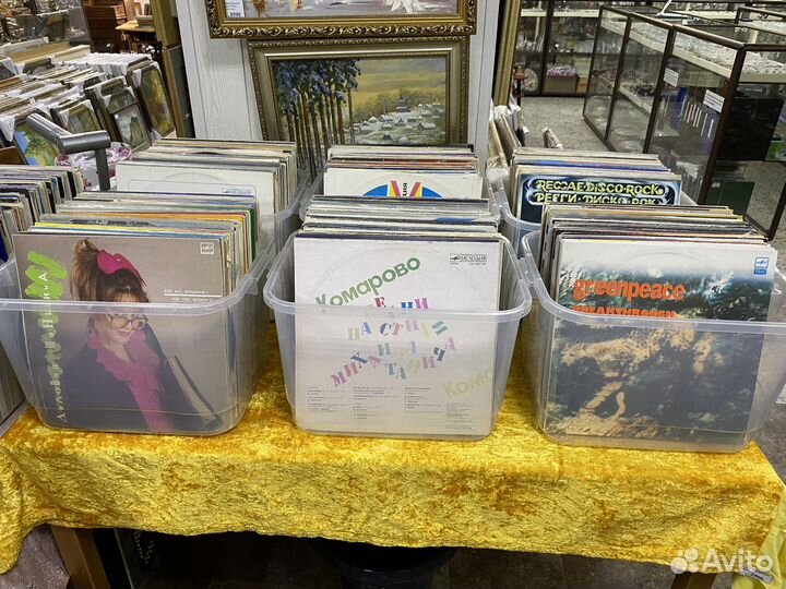 Виниловые пластинки в ассортименте большой выбор