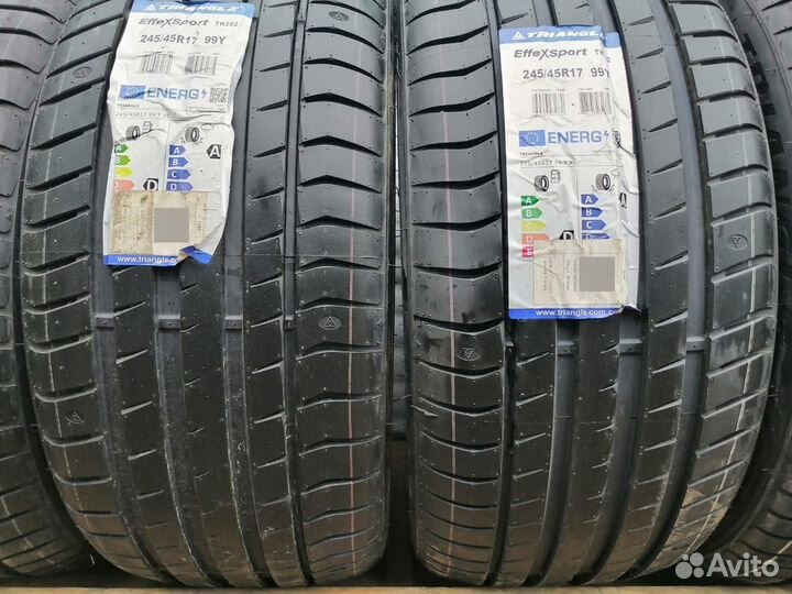 Triangle EffeXSport TH202 245/45 R17 99Y