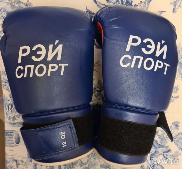 Боксерские перчатки 12 oz