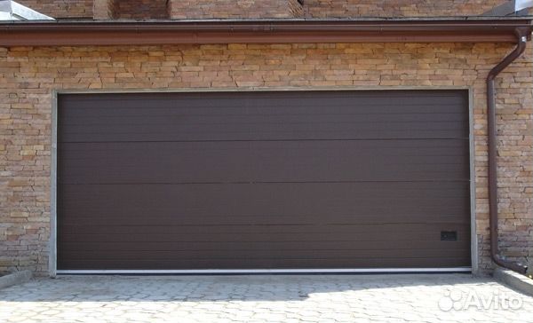 Гаражные секционные ворота