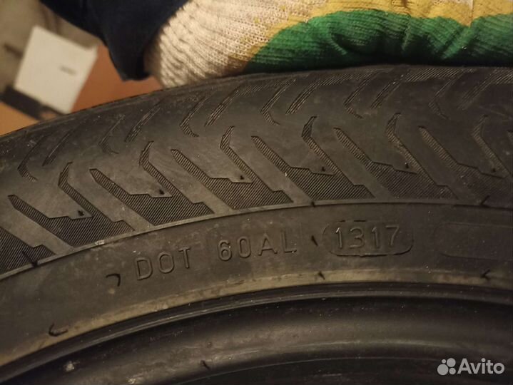 Nokian Tyres Hakkapeliitta 8 215/60 R16