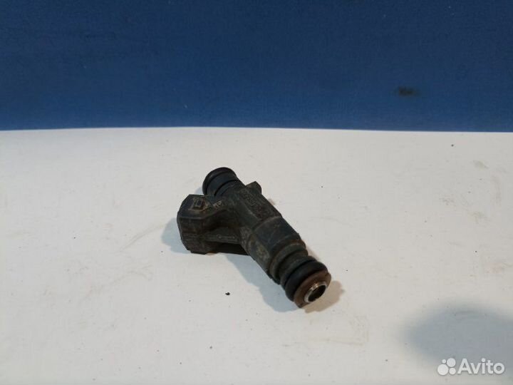 Форсунка топливная Chery Amulet A15 2010