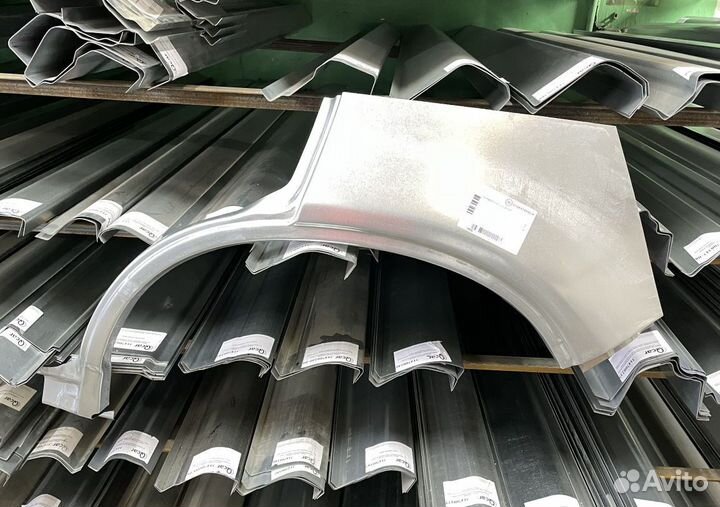 Арка левая Honda CR-V 2007-2012 (Klokkerholm)