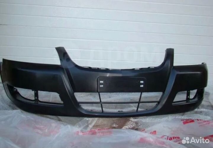 Передний бампер Nissan Almera Classic