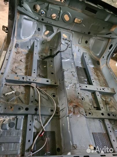 Кузов Renault Fluence седан M4R 2011