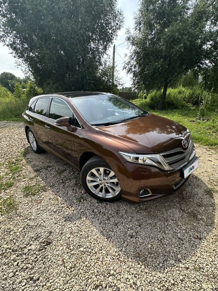 Toyota Venza: фото владельца