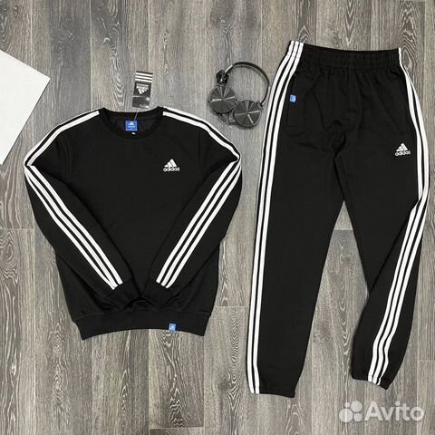 Спортивный костюм adidas