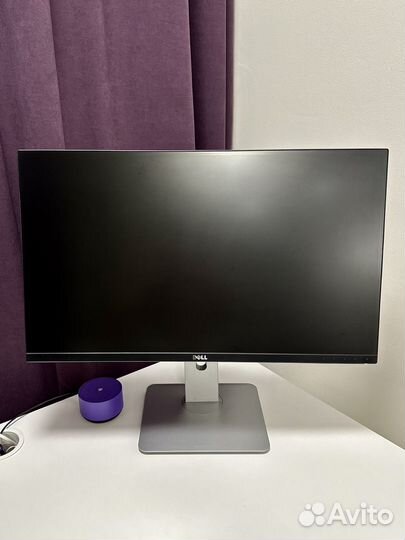 Монитор Dell 27