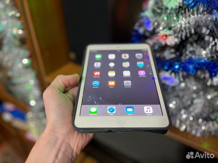 iPad mini 32 GB с sim + чехол книжка