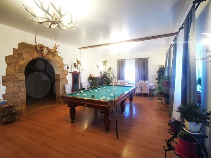 Дом 286,3 м² на участке 8 сот.