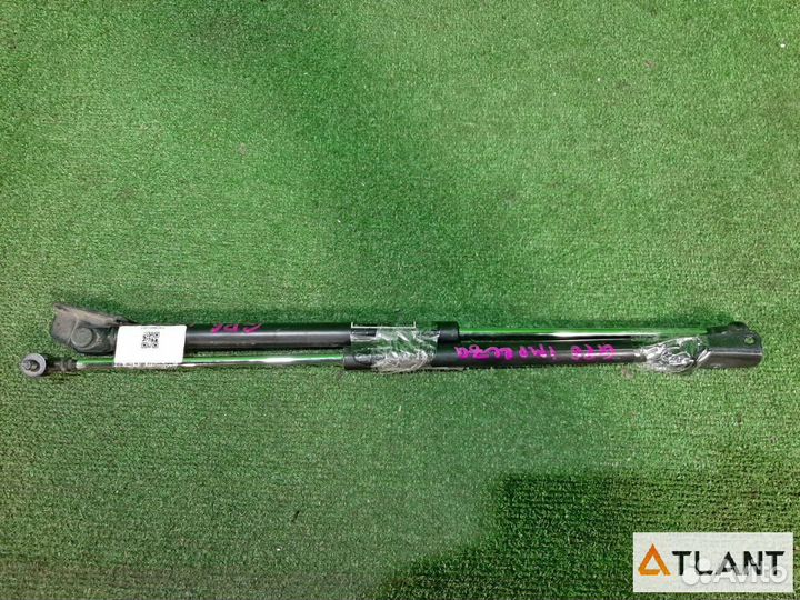 Амортизатор двери subaru impreza