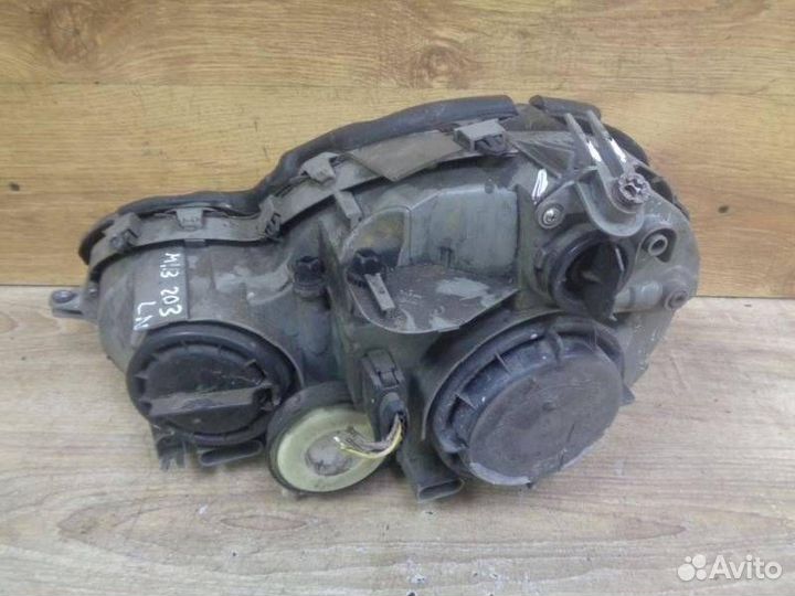 Фара правая Mercedes-Benz C-Class W203 купе