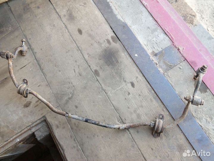 Задний стабилизатор Nissan Qashqai J10