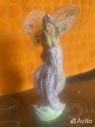 Статуэтка ангел