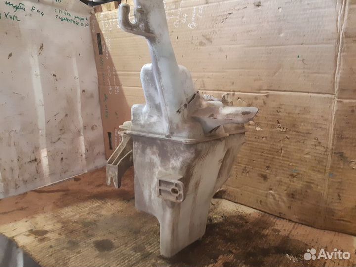 Бачок омывателя Hyundai Solaris