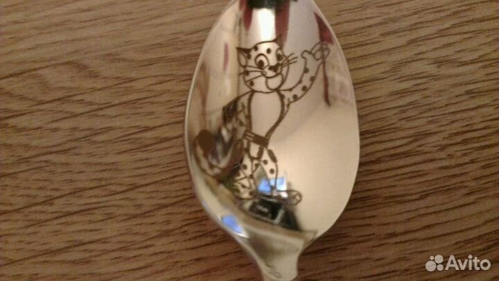 Раритет. Ложки, вилки с символикой 